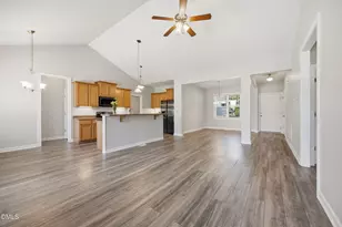 92 poston Ct, Benson, NC 27504 - Photo 5