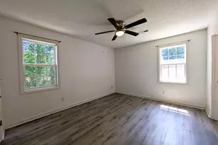 1901 Gladiolus Ln, Willow Springs, NC 27592 - Photo 9