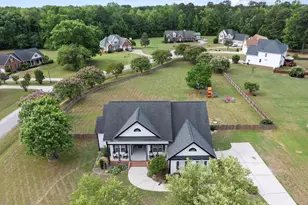 6001 Glennevis Ln, Wendell, NC 27591 - Photo 7