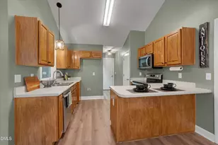 131 N Cobble Creek Dr, Henderson, NC 27537 - Photo 13
