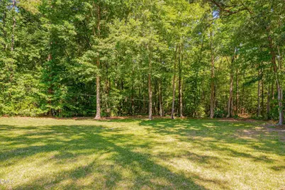 131 N Cobble Creek Drive, Henderson, NC 27537 - Photo 9