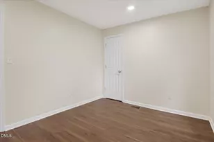 904 Elm St, Henderson, NC 27536 - Photo 25