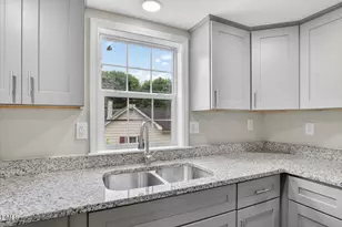 904 Elm St, Henderson, NC 27536 - Photo 5