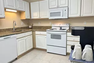 2510 Friedland Pl, Raleigh, NC 27617 - Photo 9