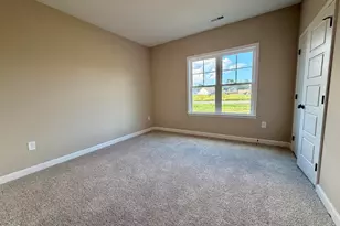 3704 Huntcliff Dr, La Grange, NC 28551 - Photo 9