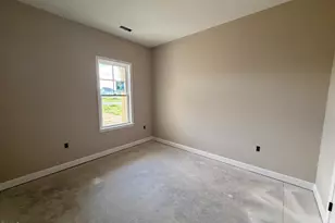 3704 Huntcliff Dr, La Grange, NC 28551 - Photo 3