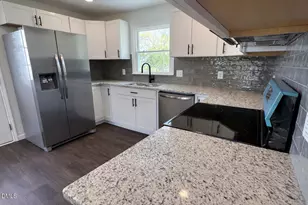 133 Hill St, Roxboro, NC 27573 - Photo 5