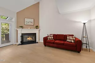 324 Vinca Cir, Cary, NC 27513 - Photo 3