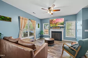 929 Holly Meadow Dr, Holly Springs, NC 27540 - Photo 5