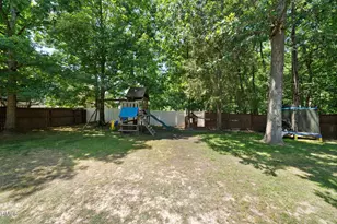 929 Holly Meadow Dr, Holly Springs, NC 27540 - Photo 27