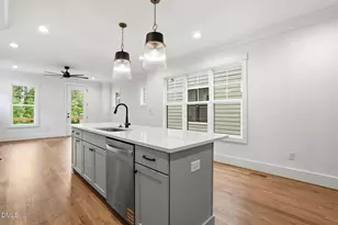 502 W Chatham St, Apex, NC 27502 - Photo 5