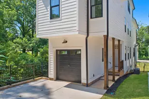 502 W Chatham St, Apex, NC 27502 - Photo 15
