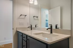 502 W Chatham St, Apex, NC 27502 - Photo 27