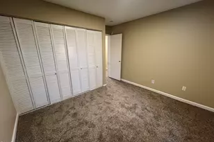 923 Hampshire Ct, Cary, NC 27511 - Photo 25