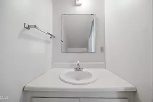 1027 St Marys St, Raleigh, NC 27605 - Photo 9