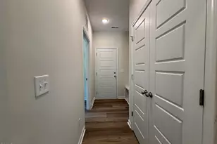 404 Lyon Ests Dr, La Grange, NC 28551 - Photo 3