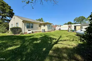 207 W Church St, Walstonburg, NC 27888 - Photo 13