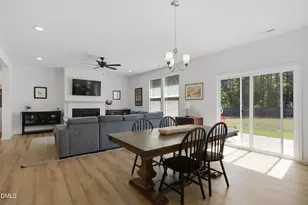 22 McIntosh Ct, Fuquay Varina, NC 27526 - Photo 7