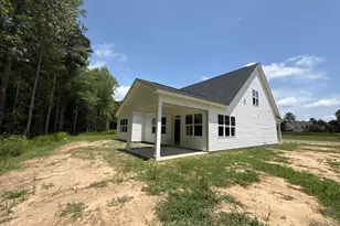55 Bandelier Dr, Selma, NC 27576 - Photo 3