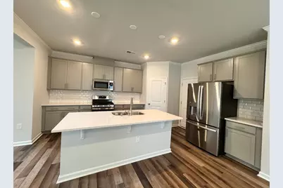5712 Woodlawn Drive, Durham, NC 27703 - Photo 3