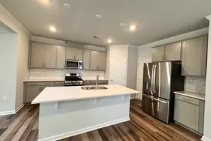5712 Woodlawn Dr, Durham, NC 27703 - Photo 3