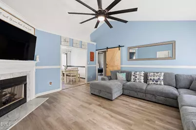 1047 Smith, Smithfield, NC 27577 - Photo 7
