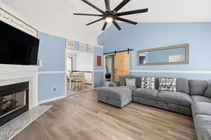 1047 Smith, Smithfield, NC 27577 - Photo 7