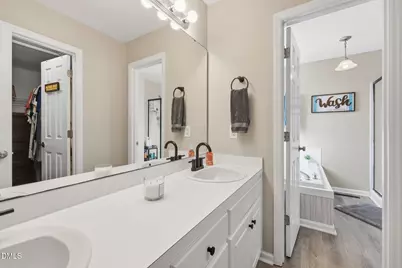 1047 Smith, Smithfield, NC 27577 - Photo 27