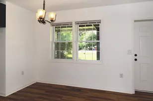 527 Cornelius St, Hillsborough, NC 27278 - Photo 5