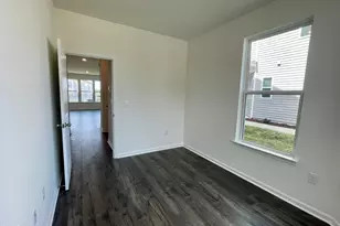 7424 Bourbon Briar Dr, Raleigh, NC 27604 - Photo 11