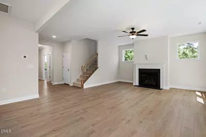 315 Queensferry Lane, Aberdeen, NC 28315 - Photo 7