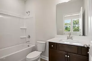 315 Queens Ferry Ln, Aberdeen, NC 28315 - Photo 17