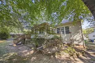 8704 Springhouse Ln, Raleigh, NC 27617 - Photo 5