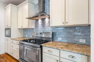 22 Treywood Ln, Chapel Hill, NC 27516 - Photo 17