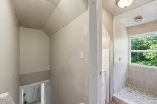 1410 Sharpe Rd, Burlington, NC 27217 - Photo 33