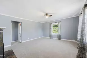1410 Sharpe Rd, Burlington, NC 27217 - Photo 15