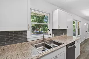 904 Seabrook Rd, Raleigh, NC 27610 - Photo 13
