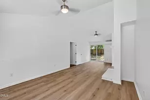 904 Seabrook Rd, Raleigh, NC 27610 - Photo 5