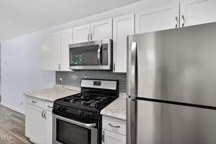 904 Seabrook Rd, Raleigh, NC 27610 - Photo 11