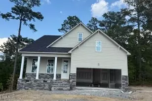 347 Queens Ferry Ln, Aberdeen, NC 28387 - Photo 9
