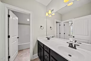 8240 Pritchett Farm Ln, Raleigh, NC 27606 - Photo 21
