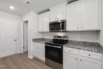 26 Crow Field Street, Roxboro, NC 27574 - Photo 5