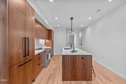 501 S Bloodworth Street #102, Raleigh, NC 27601 - Photo 9