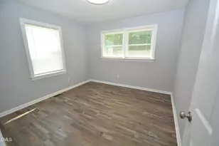 1013 Jeffreys, Graham, NC 27253 - Photo 7