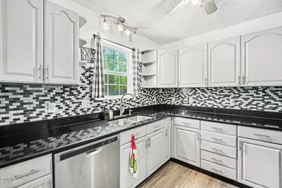 314 Woodington Road, Hope Mills, NC 28348 - Photo 11