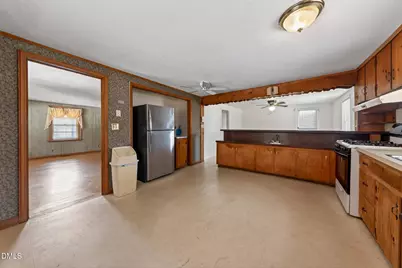210 Bagwell Street, Garner, NC 27529 - Photo 9