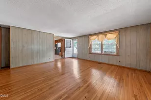 210 Bagwell St, Garner, NC 27529 - Photo 5