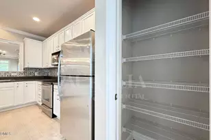 7754 ACC Blvd, Raleigh, NC 27617 - Photo 13