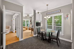 105 Highstream Pl, Chapel Hill, NC 27516 - Photo 11
