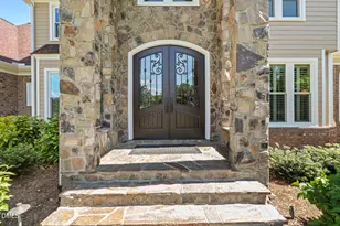 6909 Darcy Ln, Raleigh, NC 27606 - Photo 7